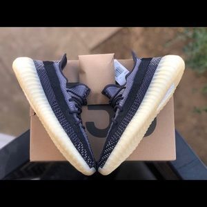 yeezy 350 carbon